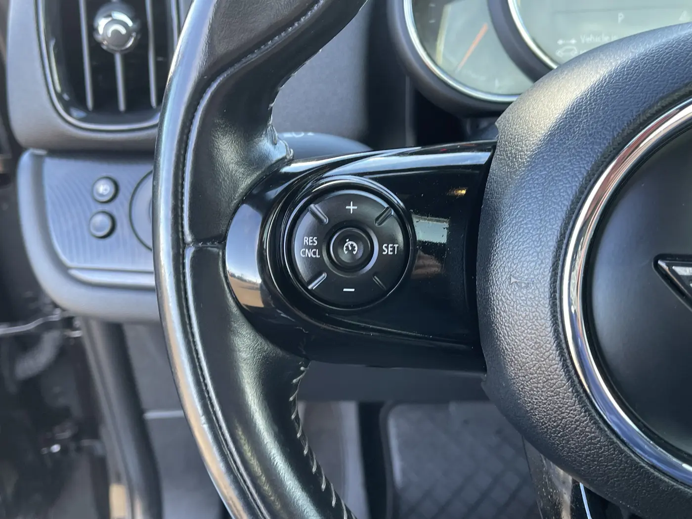 2019 MINI Countryman - $14,948
