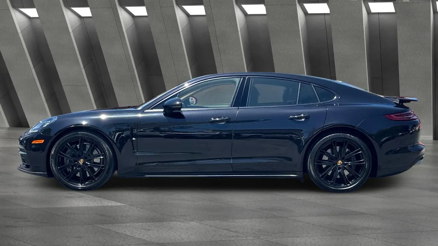 2020 Porsche Panamera 4