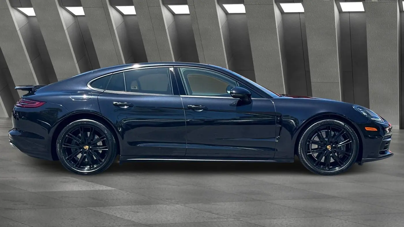 2020 Porsche Panamera 4
