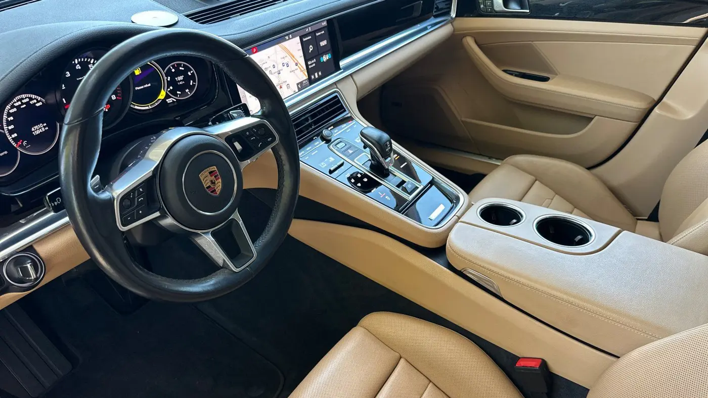 2020 Porsche Panamera 4