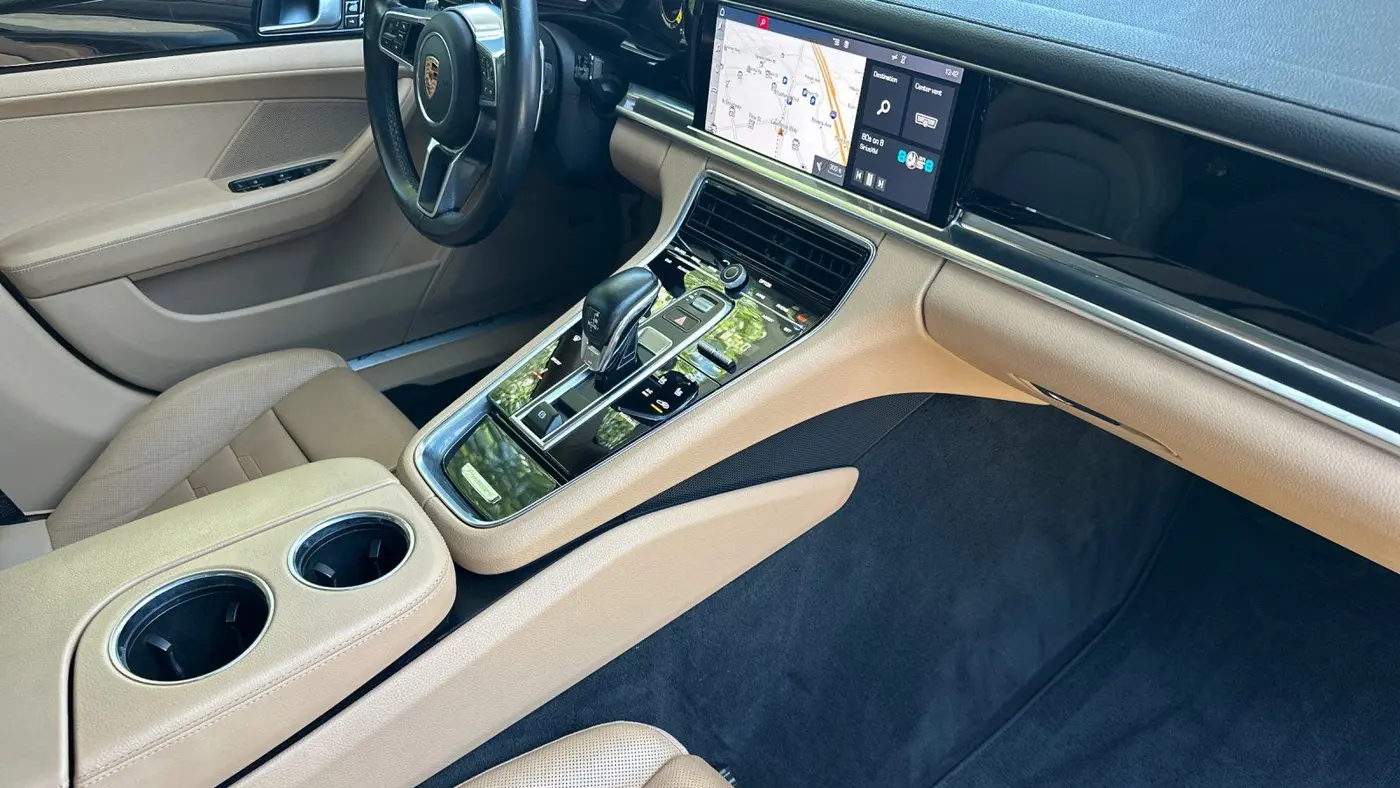 2020 Porsche Panamera 4