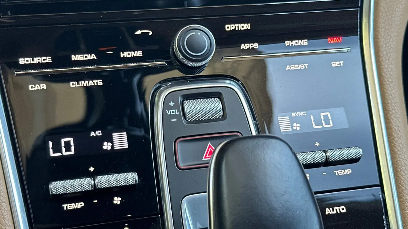 2020 Porsche Panamera 4