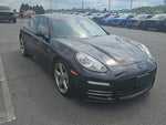 2016 Panamera Thumbnail 3