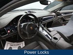 2016 Panamera Thumbnail 18