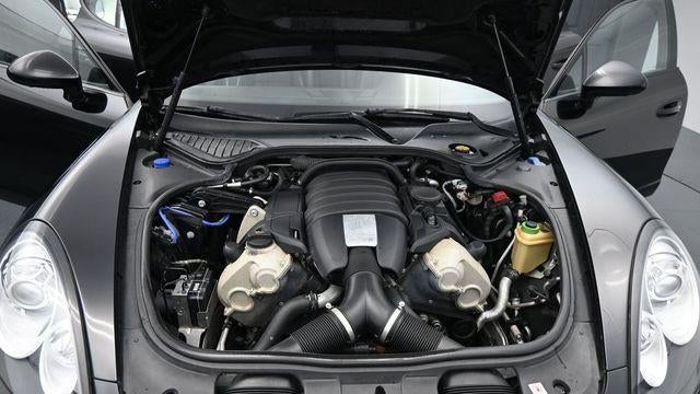 2016 Porsche Panamera Base