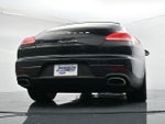 2016 Panamera Thumbnail 33
