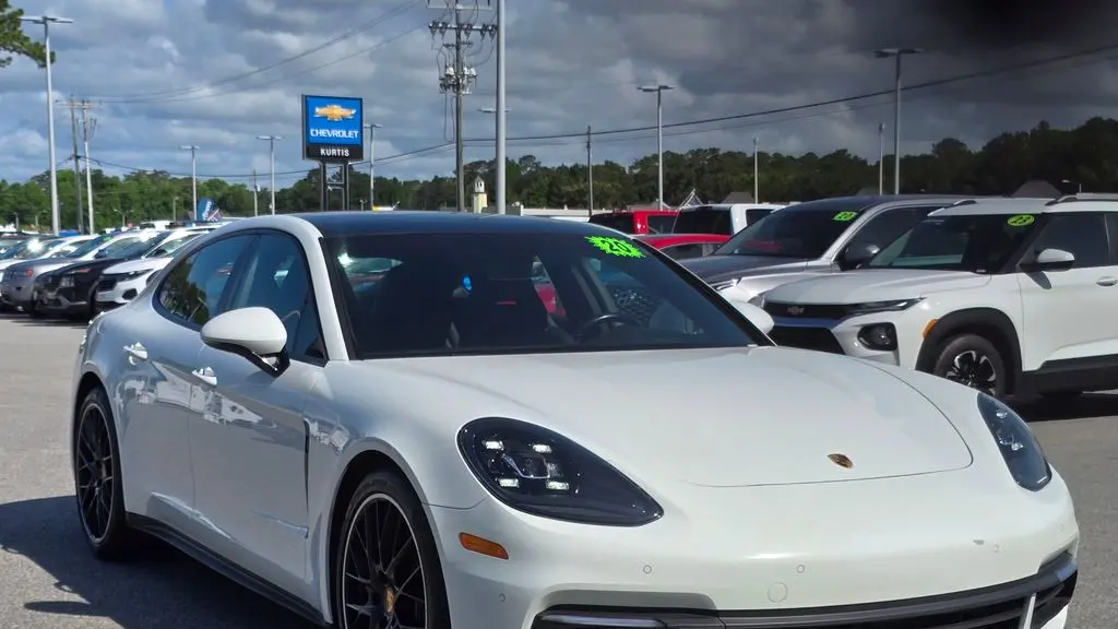 2020 Porsche Panamera Base