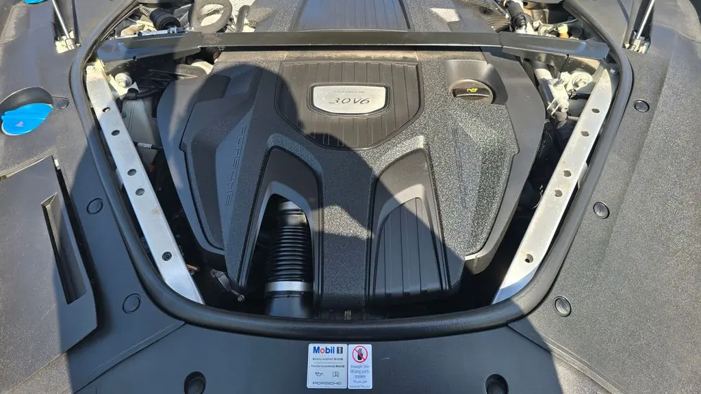 2020 Porsche Panamera Base