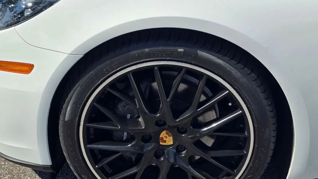 2020 Porsche Panamera Base