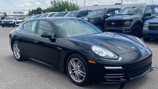 2015 Porsche Panamera Base