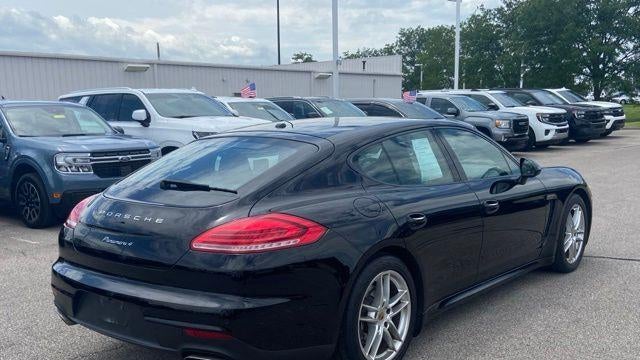 2015 Porsche Panamera Base