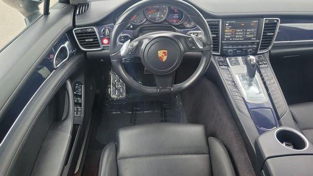 2015 Porsche Panamera Base