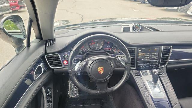 2015 Porsche Panamera Base