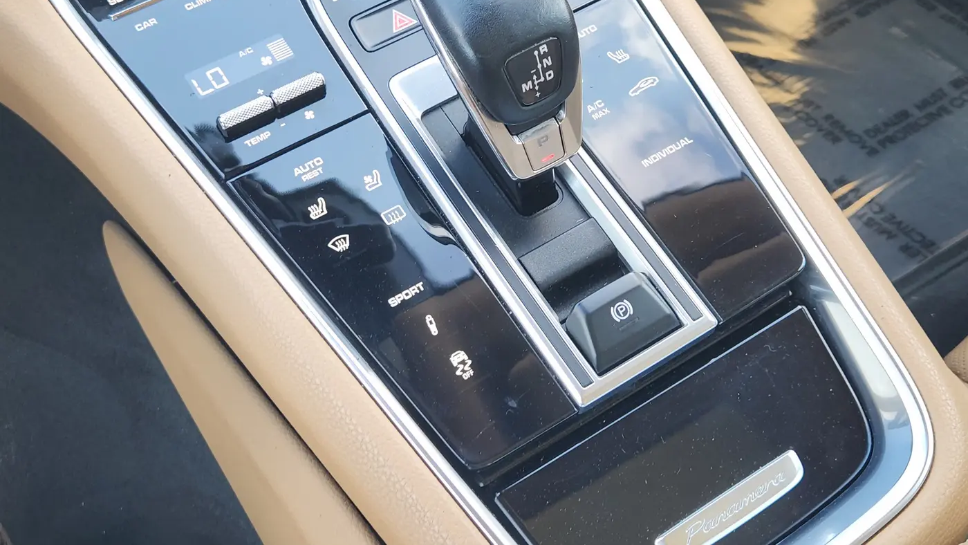2018 Porsche Panamera Base