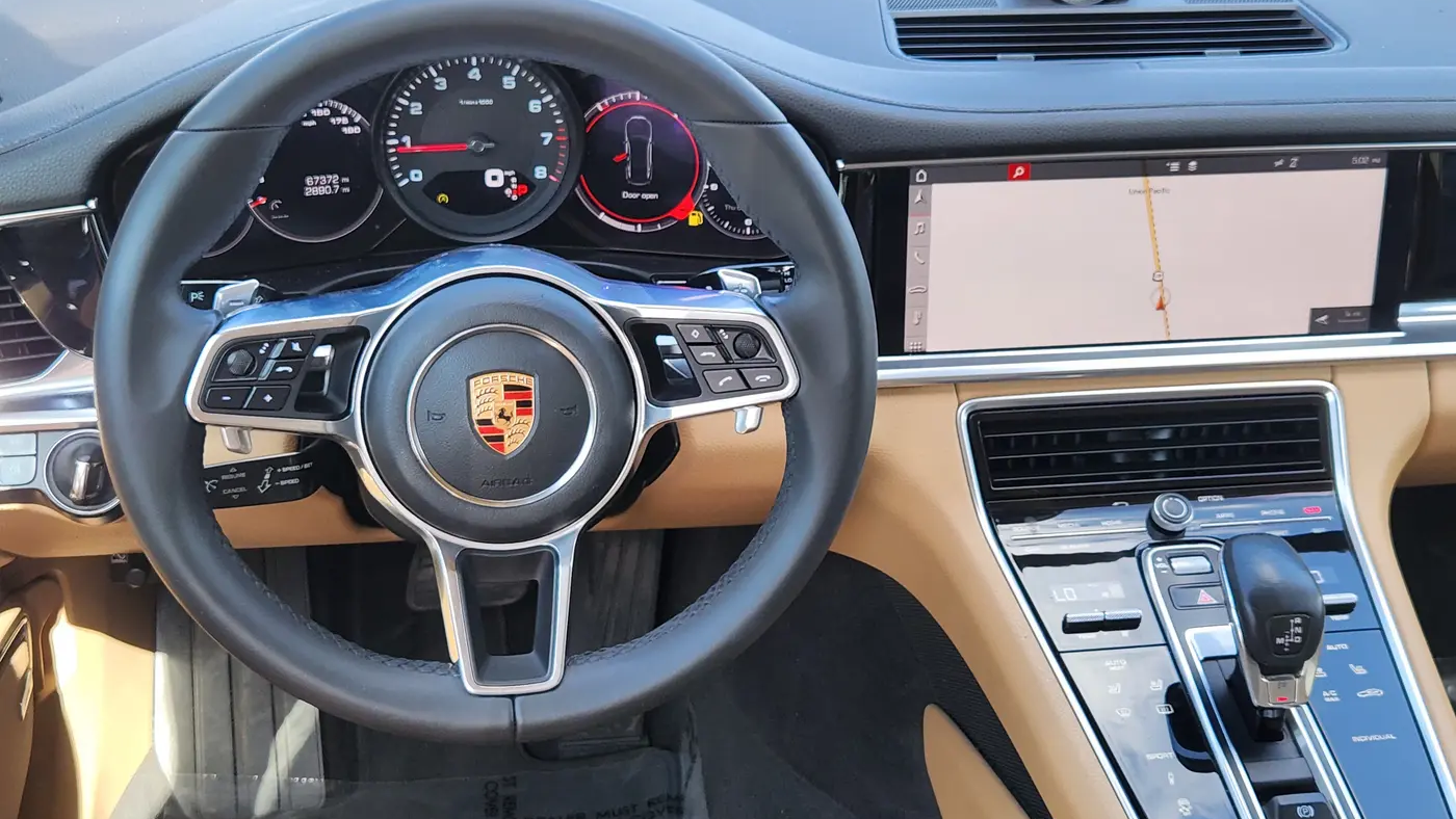 2018 Porsche Panamera Base