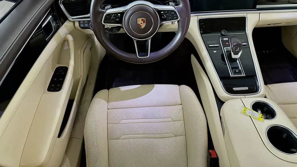 2020 Porsche Panamera Base