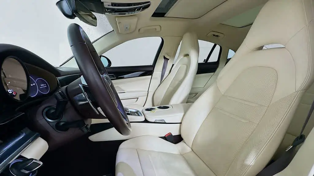 2020 Porsche Panamera Base