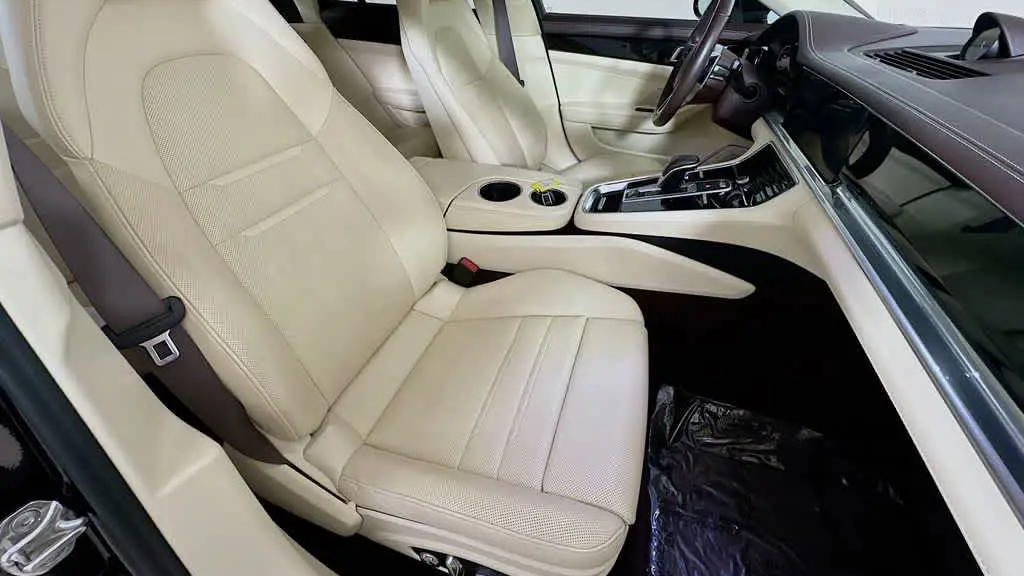 2020 Porsche Panamera Base