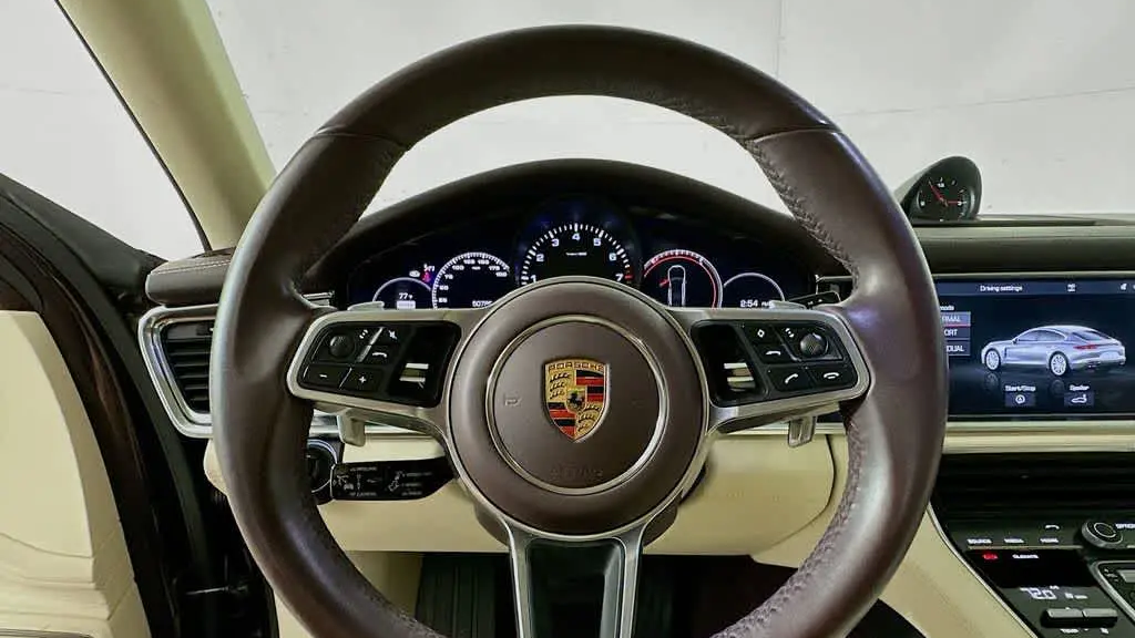2020 Porsche Panamera Base
