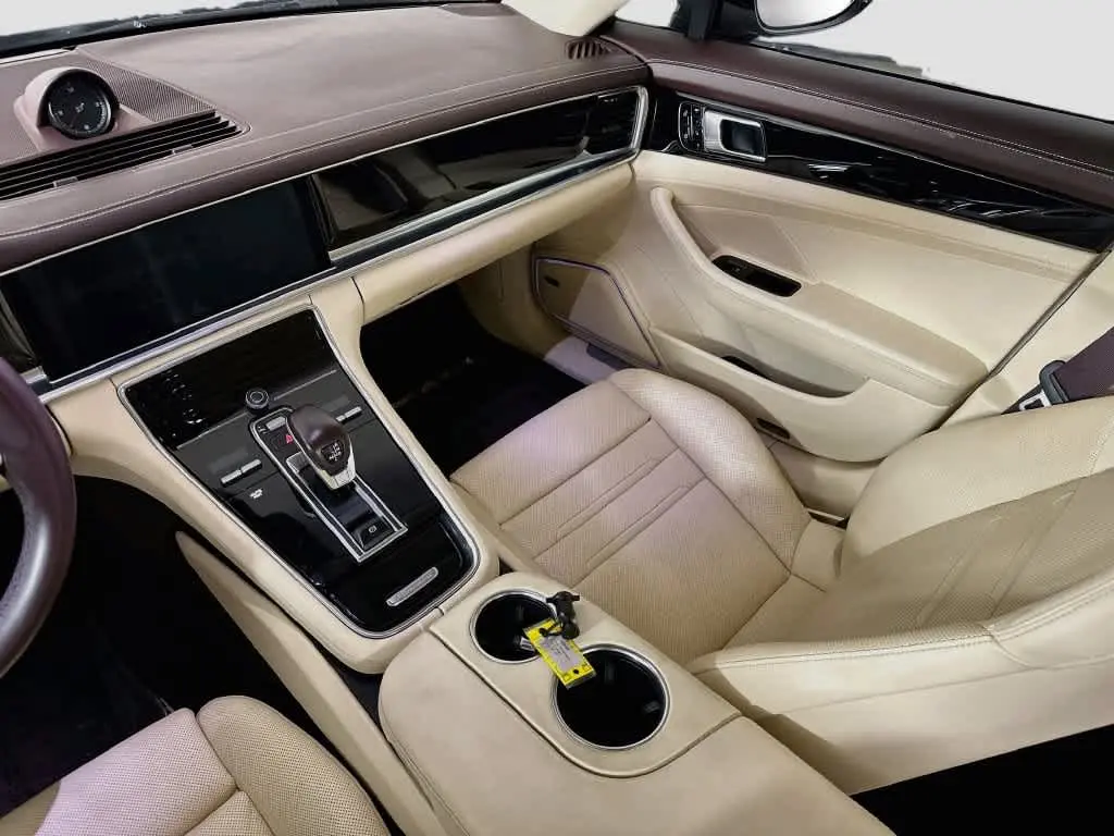 2020 Porsche Panamera - $42,931