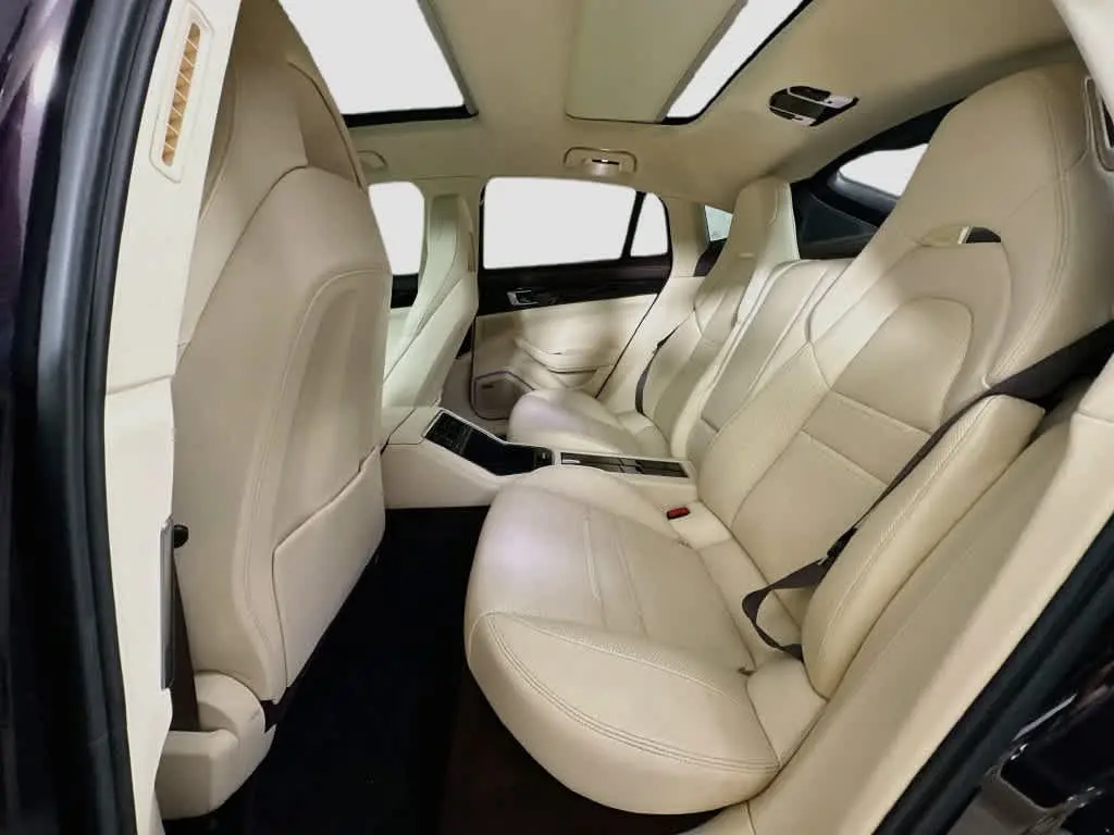2020 Porsche Panamera - $42,931