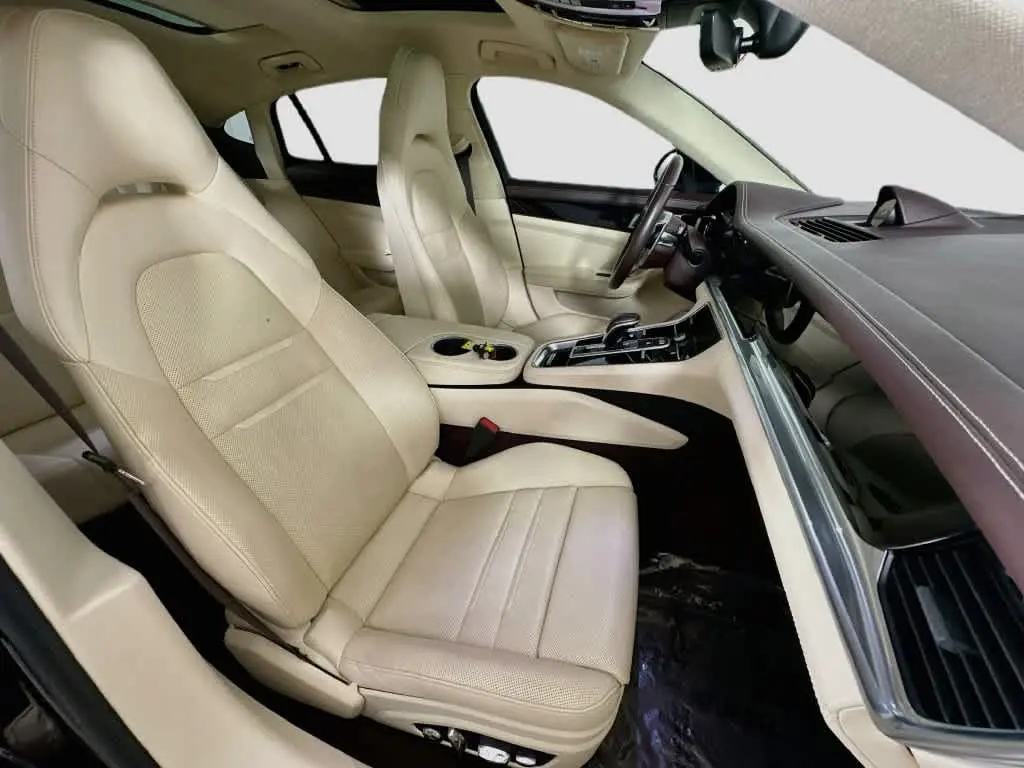 2020 Porsche Panamera - $42,931