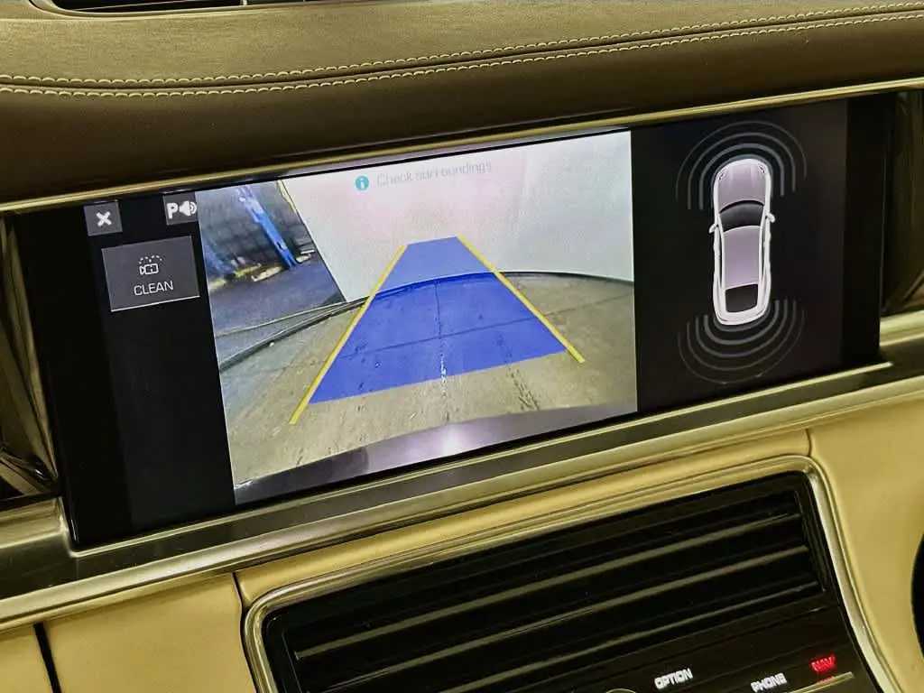 2020 Porsche Panamera - $42,931