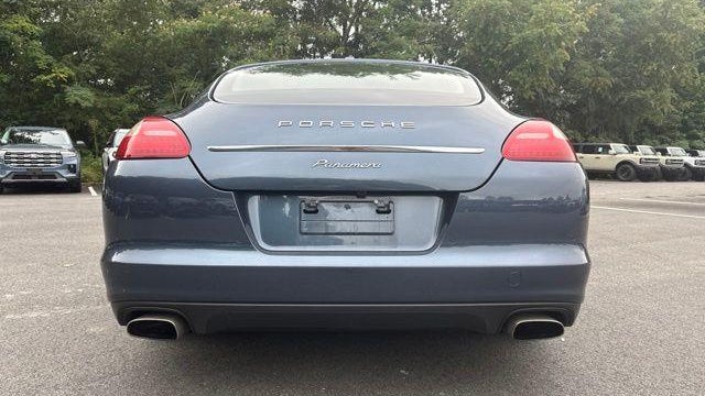 2011 Porsche Panamera Base