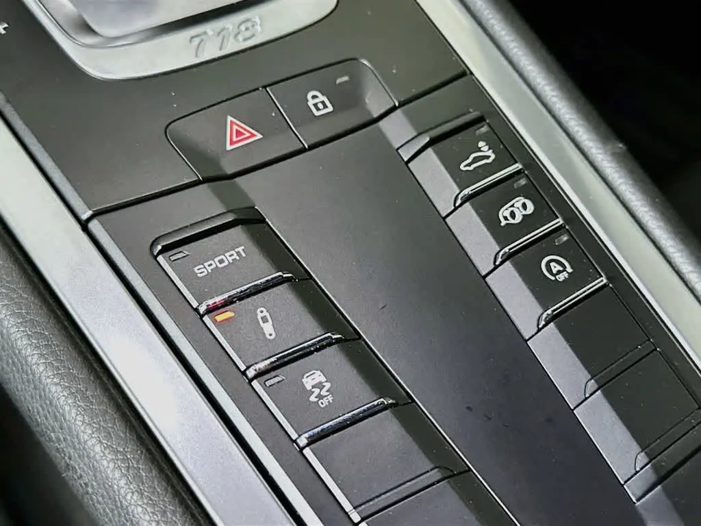 2024 Porsche Cayman - $78,894