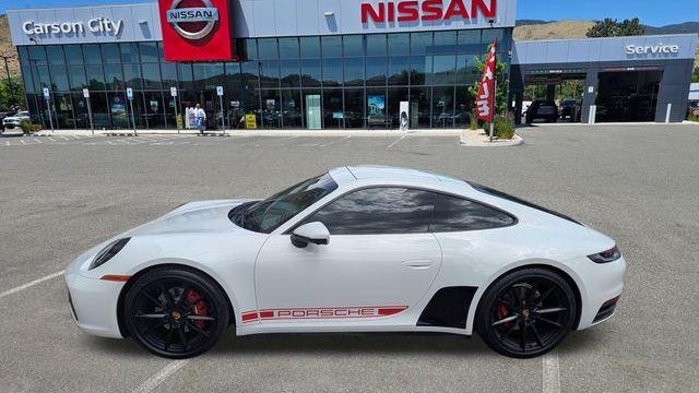 2024 Porsche 911 Carrera