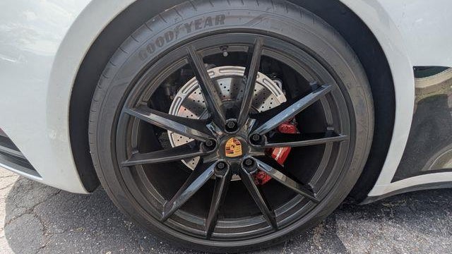 2024 Porsche 911 Carrera