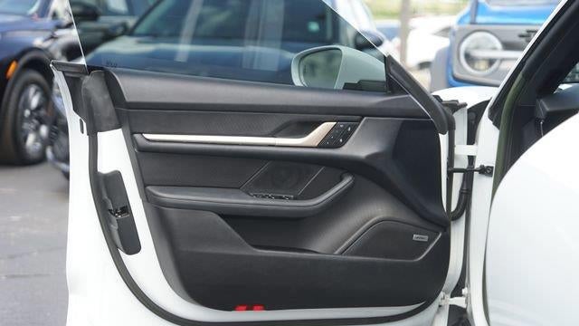 2022 Porsche Taycan Base