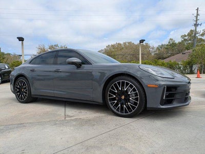 2025 Porsche Panamera 4DR Sedan