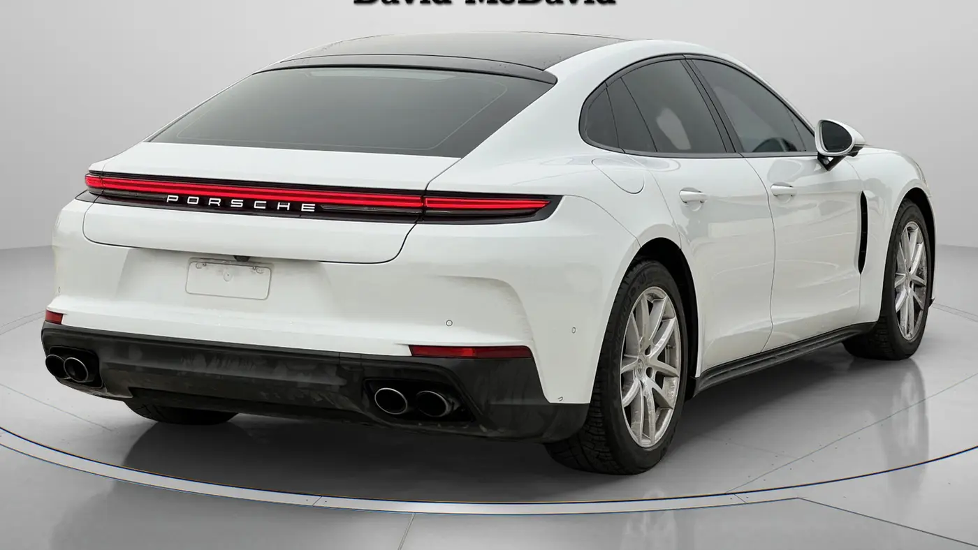 2024 Porsche Panamera Base