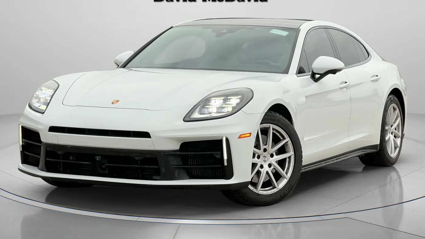 2024 Porsche Panamera Base