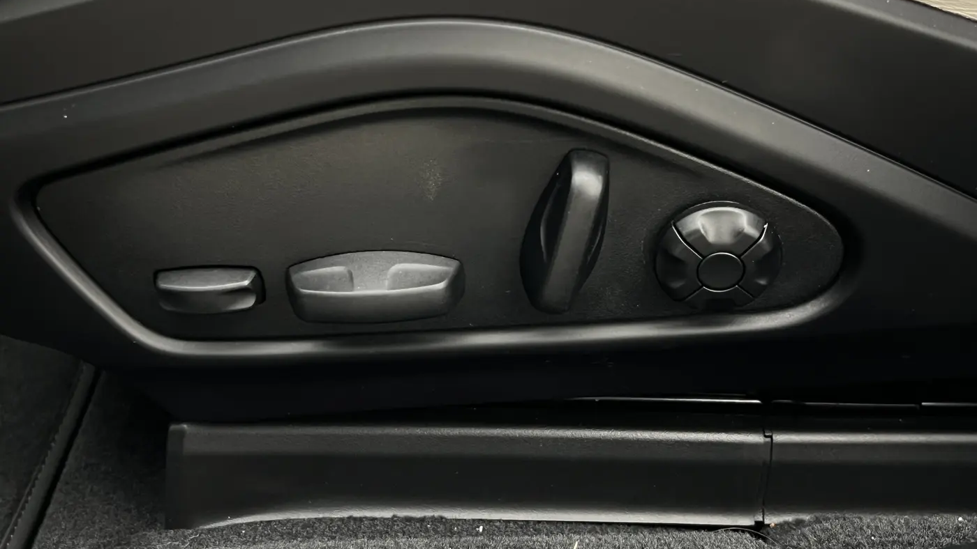 2024 Porsche Panamera Base