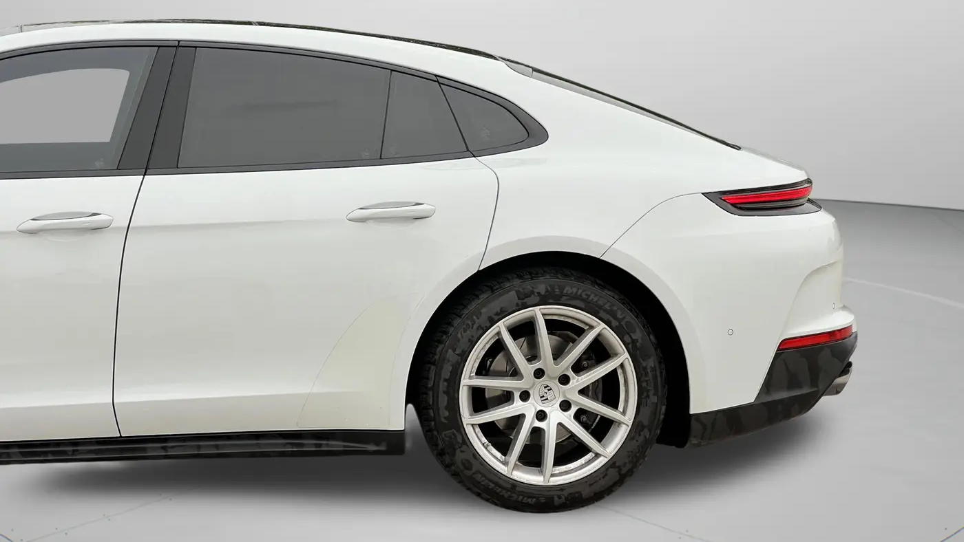 2024 Porsche Panamera Base