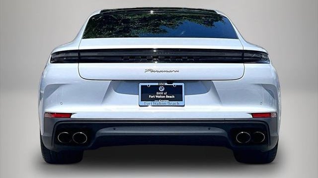 2025 Porsche Panamera 4