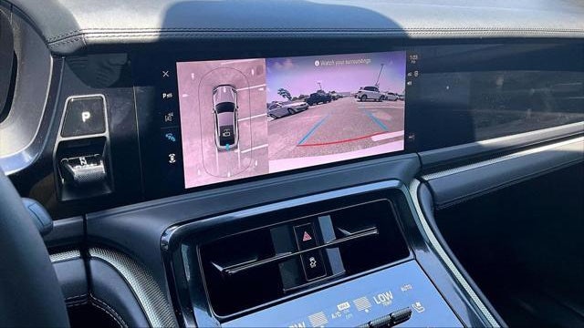 2025 Porsche Panamera 4