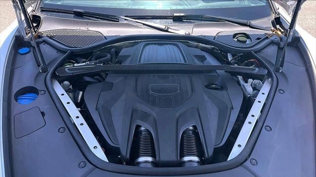 2025 Porsche Panamera 4
