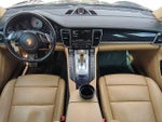 2016 Panamera Thumbnail 15