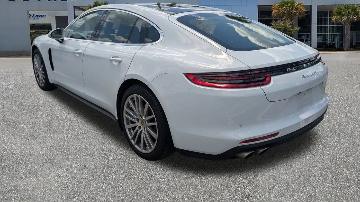 2017 Porsche Panamera 4S