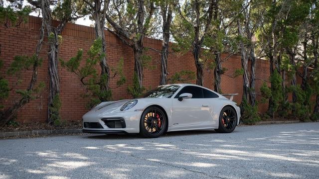 2023 Porsche 911 Dakar