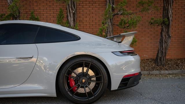 2023 Porsche 911 Dakar