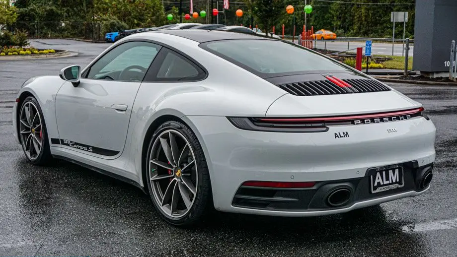 2020 Porsche 911 Carrera S