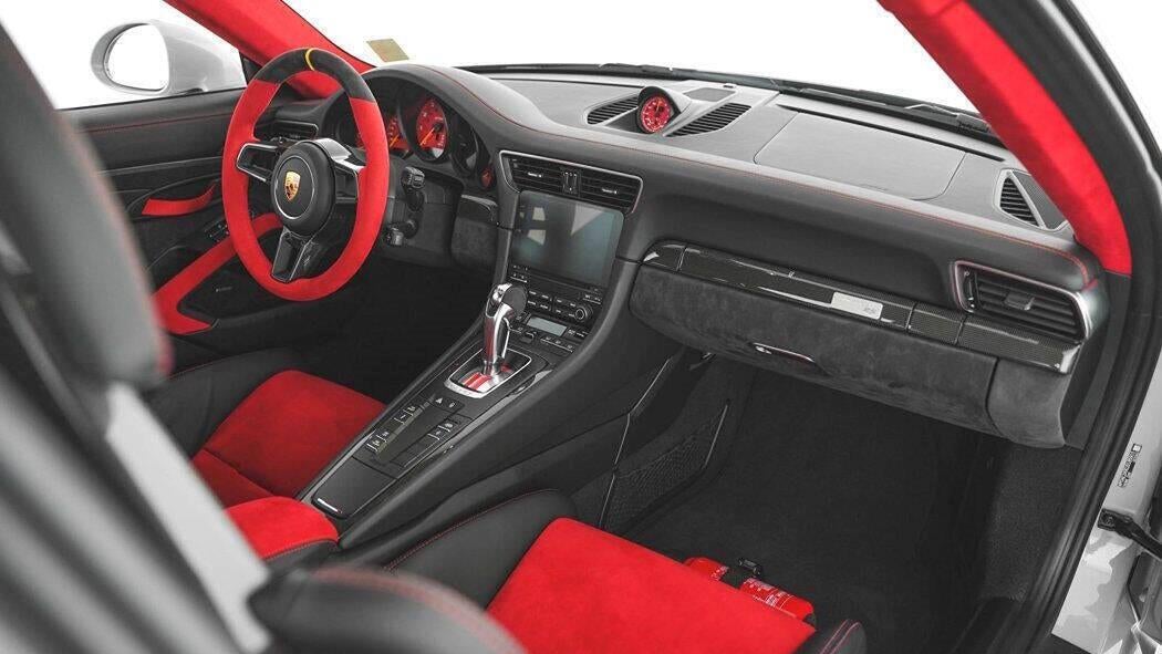 2018 Porsche 911 GT2 RS