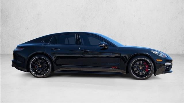 2021 Porsche Panamera GTS