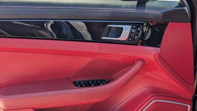 2021 Porsche Panamera GTS