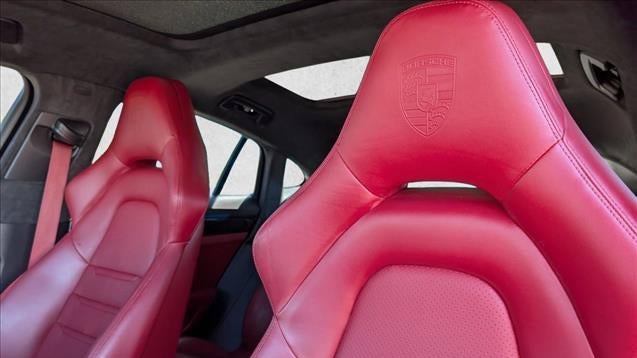 2021 Porsche Panamera GTS
