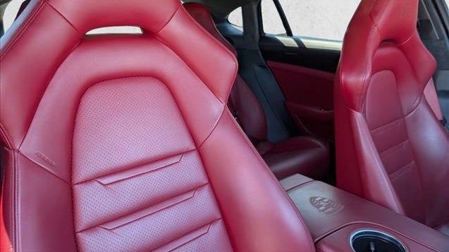 2021 Porsche Panamera GTS